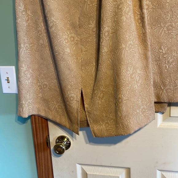 Work suite - Picture 2 of 6